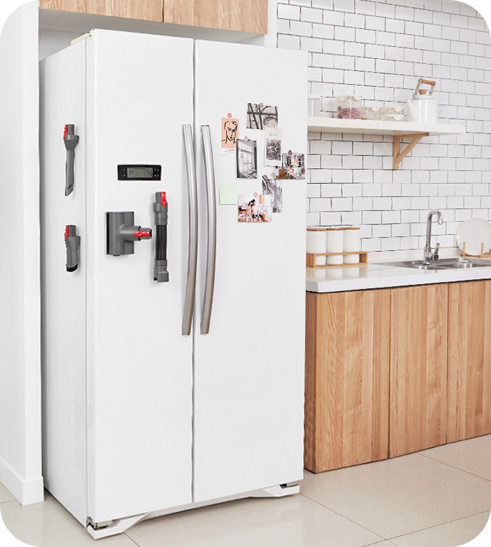 Le Roborock H7 se fixe sur une surface magnétique Le Roborock H7 se fixe sur une surface magnétique