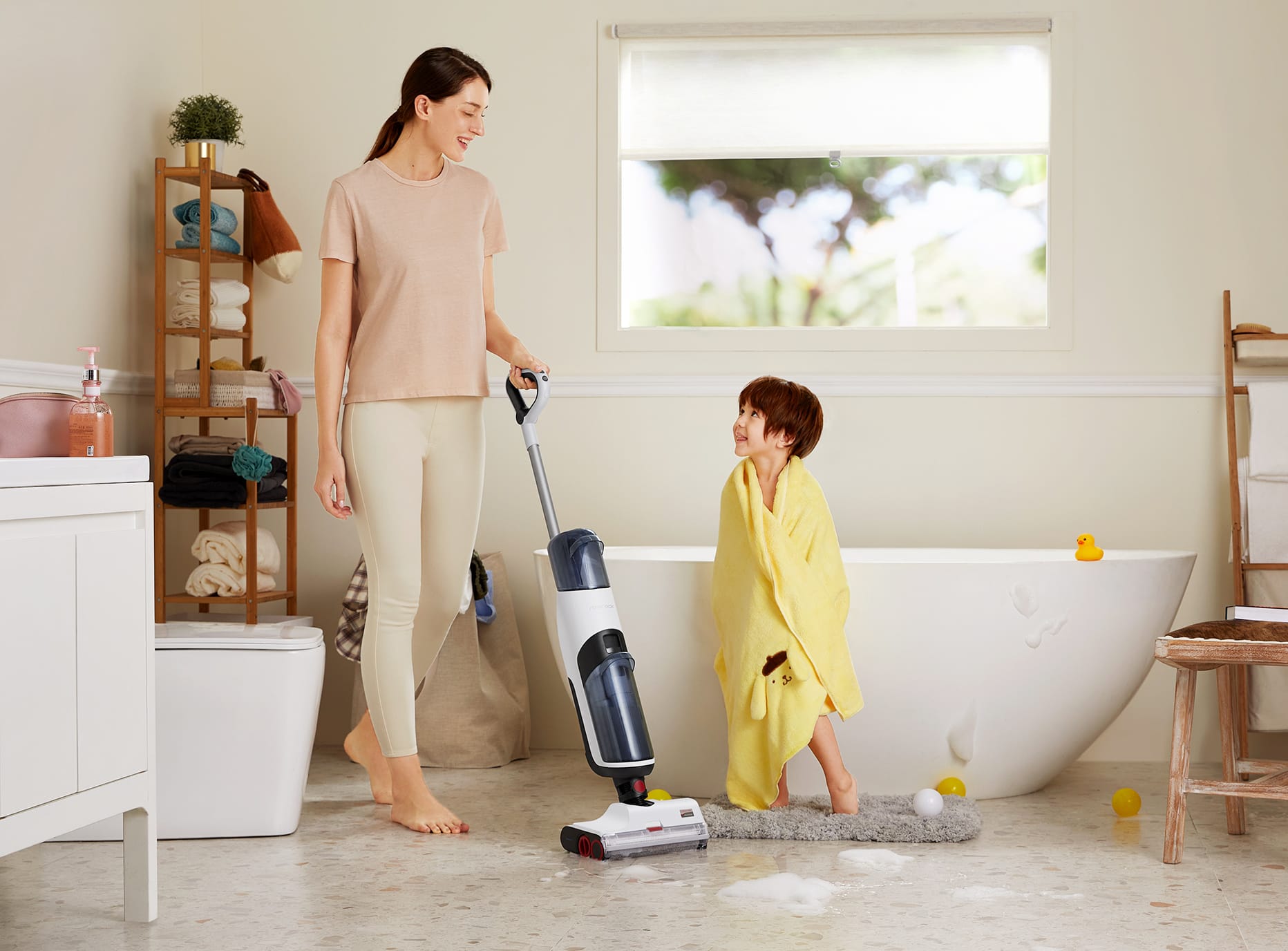 use Roborock Dyad Floor Drying mode after a shower